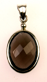 Smokey quartz oval faceted pendant (J27)