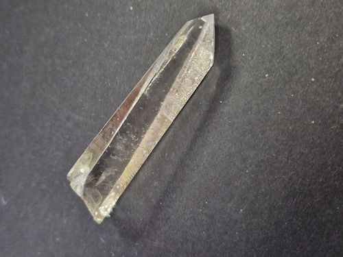 AA Quartz crystal point 04