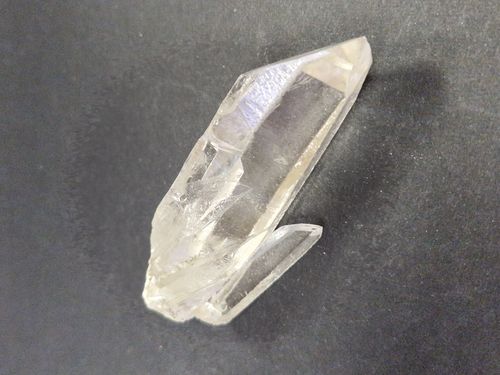 AA Quartz crystal point 09